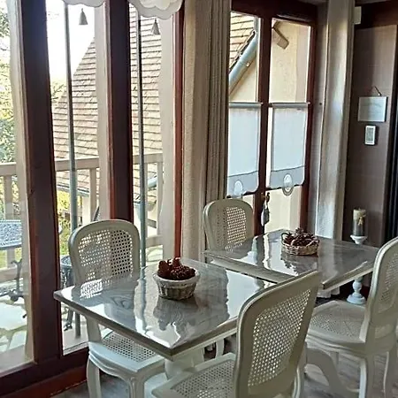 住宿加早餐酒店 彩色温度住宿加早餐旅馆 - 吉维尼附近
